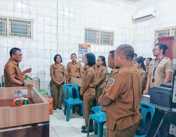 pemkab_tapteng_terapkan_presensi_online_berbasis_gps_dan_wajah_untuk_asn
