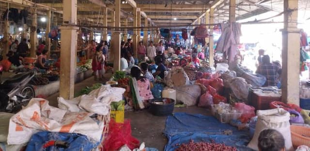 harga_telur_ayam_kampung_naik_tajam_di_pasar_pangururan