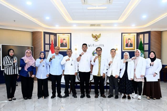 idai_sumut_dan_bobby_nasution_rencanakan_kegiatan_han_ke42_di_pulau_samosir