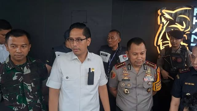 izin_belum_lengkap_pemko_medan_hentikan_operasional_thm_phantom_ktv