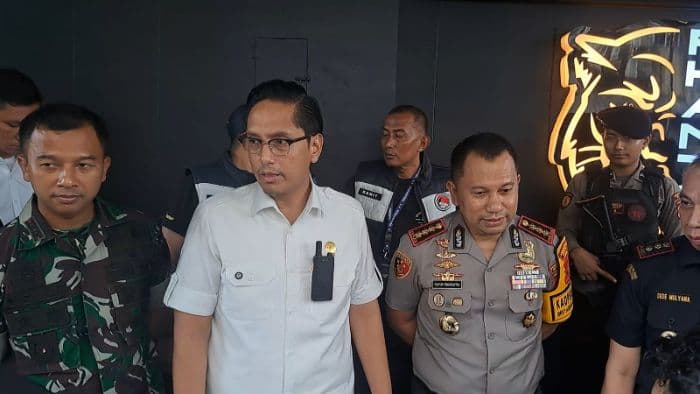 izin_belum_lengkap_pemko_medan_hentikan_operasional_thm_phantom_ktv