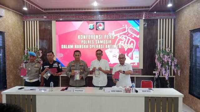 polres_samosir_amankan_tujuh_tersangka_narkoba_dalam_operasi_antik_toba