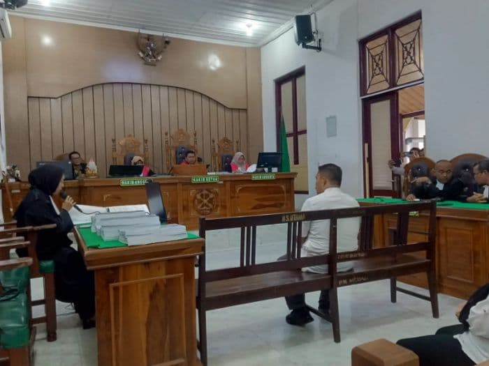 kasus_pppk_langkat_eks_kadisdik_langkat_dan_empat_koleganya_dituntut_15_tahun_penjara