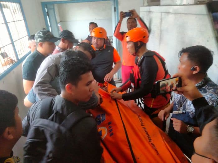 staf_kejari_simalungun_hanyut_di_sungai_silau_ditemukan_meninggal_dunia
