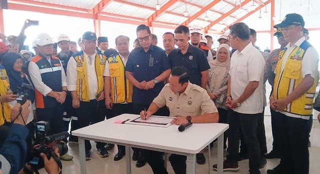 ahy_tinjau_sekolah_rakyat_terintegrasi_di_medan_proyek_rampung_100_persen_dan_siap_beroperasi