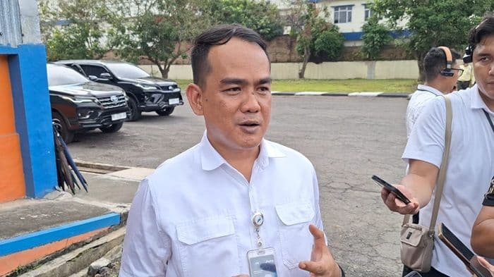 bulog_sumut_pastikan_minyakita_aman_tegaskan_tak_ada_temuan_berbau_solar