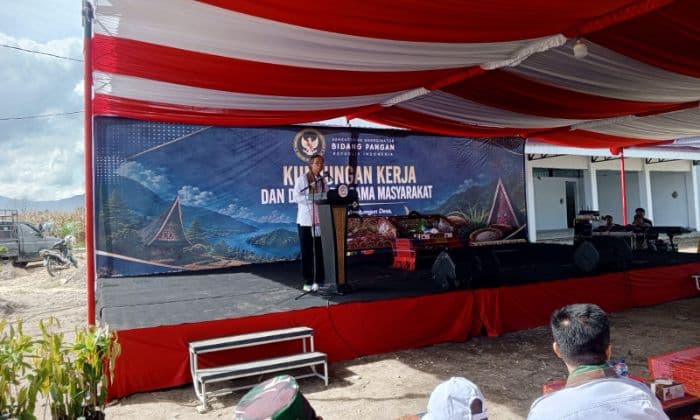 petani_di_toba_yang_tidak_mendapatkan_pupuk_subsidi_diminta_segera_melapor_