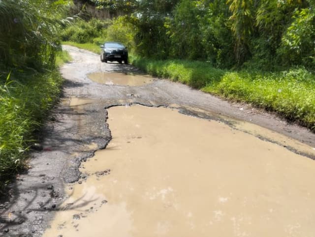 dprd_sumut_desak_pemkab_karo_segera_perbaiki_jalan_alternatif_tigapanahmedan