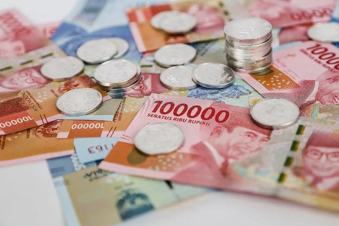 rupiah_dibuka_menguat_ke_rp17983_per_dolar_as_meski_masih_dibayangi_tekanan
