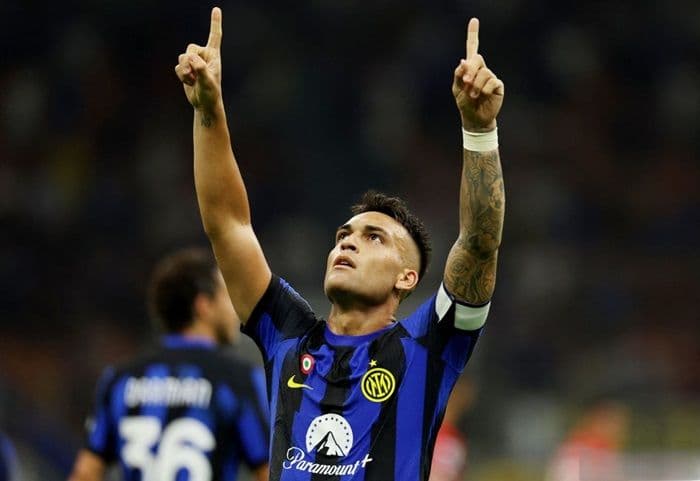 tak_tergoda_rayuan_barcelona_lautaro_martinez_tetap_setia_di_inter_milan_