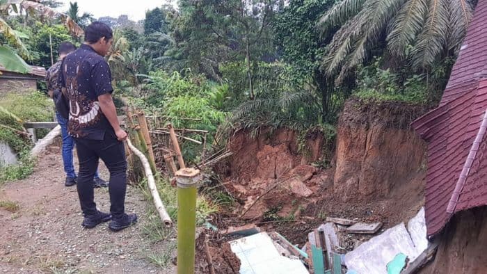 anggaran_tembok_penahan_tanah_longsor_di_kecamatan_lima_puluh_batu_bara_masuk_papbd_2025