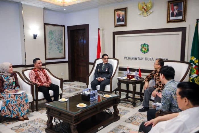 rico_waas_harap_kerjasama_dengan_konjen_rrt_terus_berlanjut