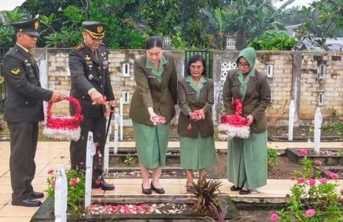 sambut_hut_tni_kodim_0203langkat_ziarah_ke_tmp_binjai