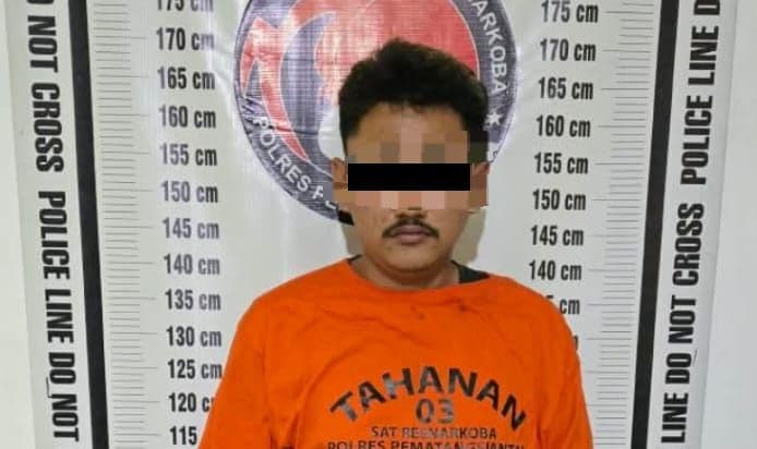 polisi_tangkap_pemuda_asal_simalungun_bawa_20_butir_ekstasi_di_pematangsiantar