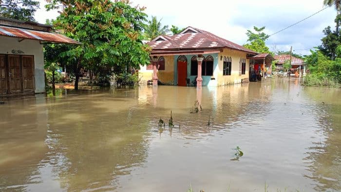 desa_pantai_gemi_stabat_kembali_dilanda_banjir