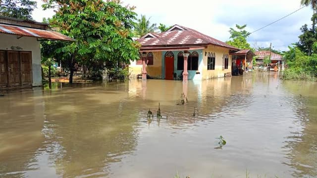 desa_pantai_gemi_stabat_kembali_dilanda_banjir