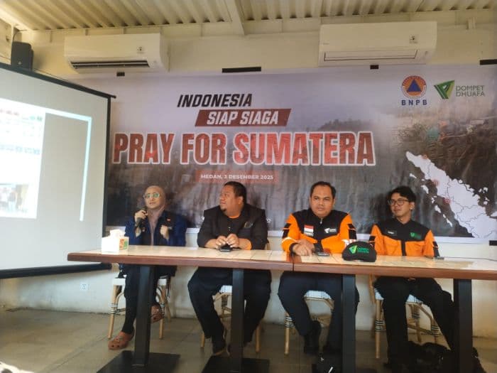 dompet_dhuafa_salurkan_bantuan_untuk_9663_korban_banjir_sumatera