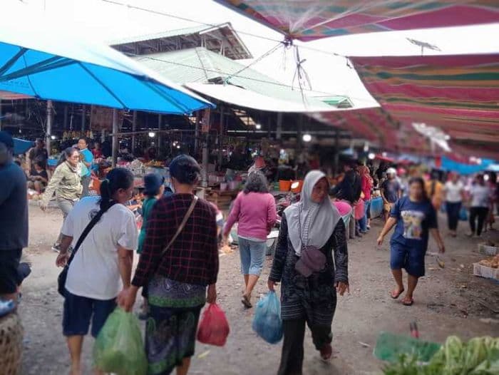 harga_pangan_pasar_pangururan_samosir_fluktuatif_cabai_dan_daging_naik_tajam