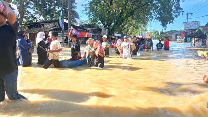 pemkab_langkat_perpanjang_masa_tanggap_darurat_banjir