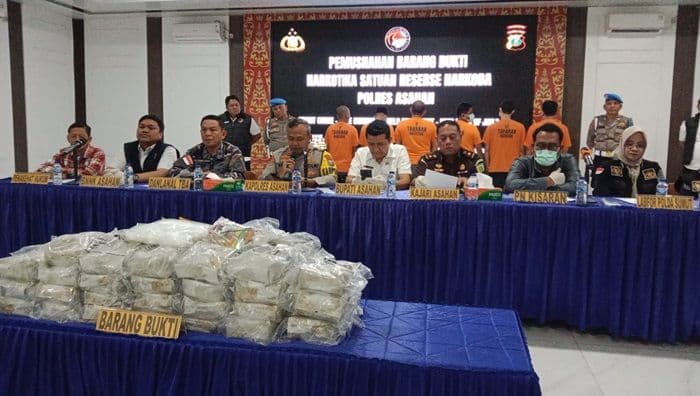 polres_asahan_musnahkan_76_kg_sabu_hasil_ungkap_4_kasus_narkoba