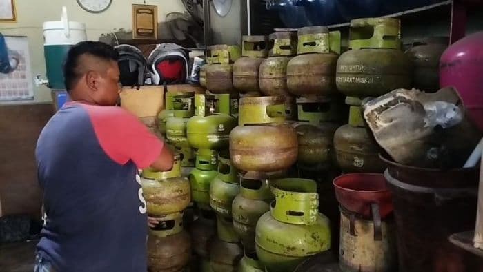 kebijakan_dalam_pendistribusian_gas_3_kg_tuai_kontroversi_di_masyarakat