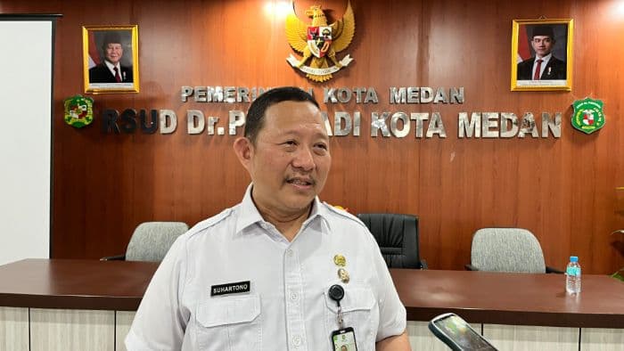 direktur_dan_wadir_pelayanan_rsud_dr_pirngadi_medan_mengundurkan_diri_