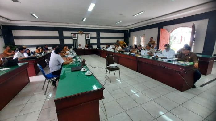 retribusi_wisata_simalungun_dikaji_potensi_pad_tembus_rp3_miliar_per_tahun