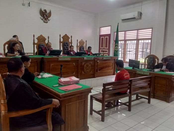 terdakwa_pembunuhan_disertai_pencurian_di_medan_helvetia_divonis_20_tahun_penjara_