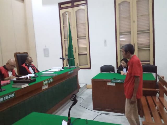 manar_simbolon_tukang_becak_pembunuh_rekannya_dipenjara_13_tahun