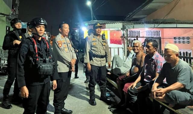 polda_sumut_gelar_patroli_skala_besar_di_belawan_dua_malam_berturutturut_