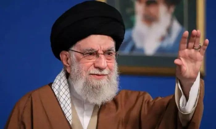 jenazah_ali_khamenei_akan_dimakamkan_di_mashhad_ada_upacara_besar