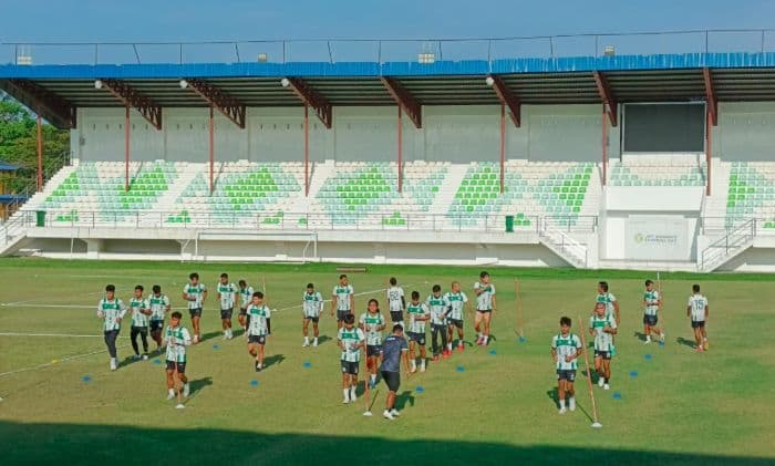 saddam_hi_tenang_absen_dalam_sesi_latihan_psms_felipe_cadenazzi_berlatih_terpisah_