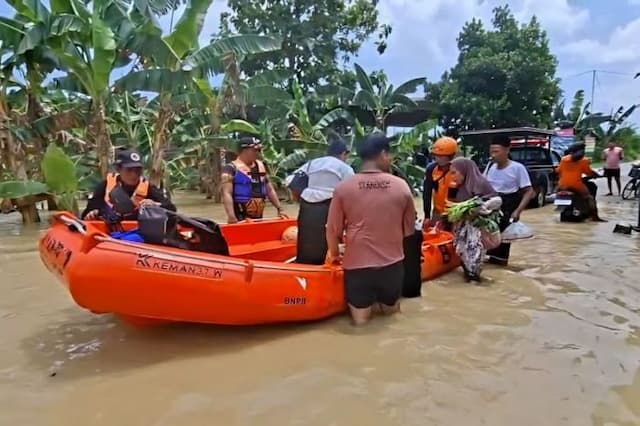 banjir_di_demak_jumlah_pengungsi_capai_2839_jiwa