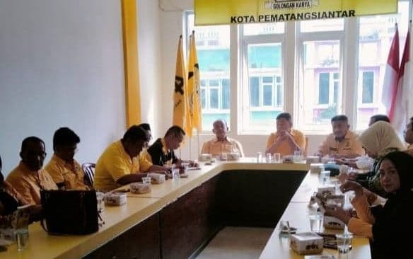 golkar_siantar_dukung_ijeck_pimpin_kembali_dpd_golkar_sumut_periode_20252030_