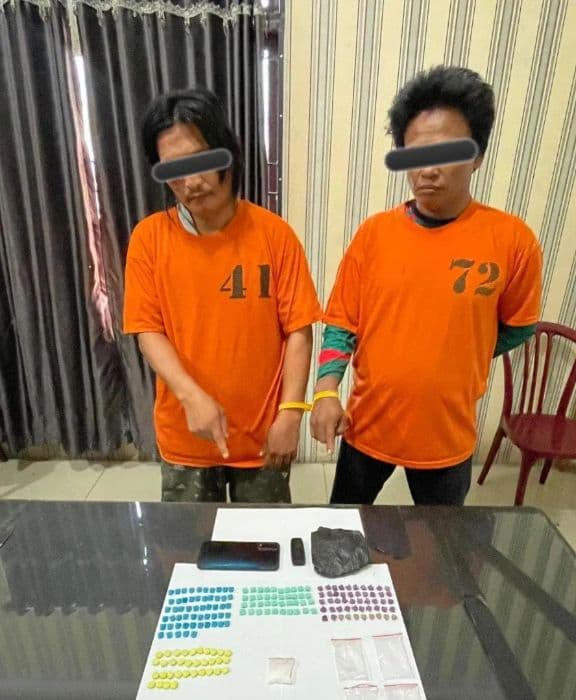 dua_warga_medan_ditangkap_di_berastagi_bawa_ratusan_pil_ekstasi_dan_sabu