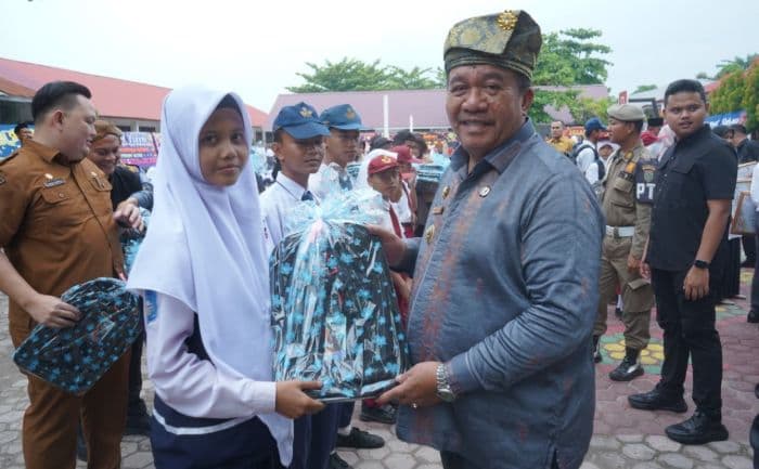 hardiknas_2026_di_asahan_fokus_pada_digitalisasi_dan_kualitas_guru