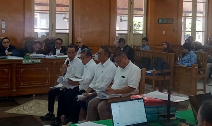 sidang_tuntutan_empat_terdakwa_korupsi_citraland_di_pn_medan_ditunda_sepekan