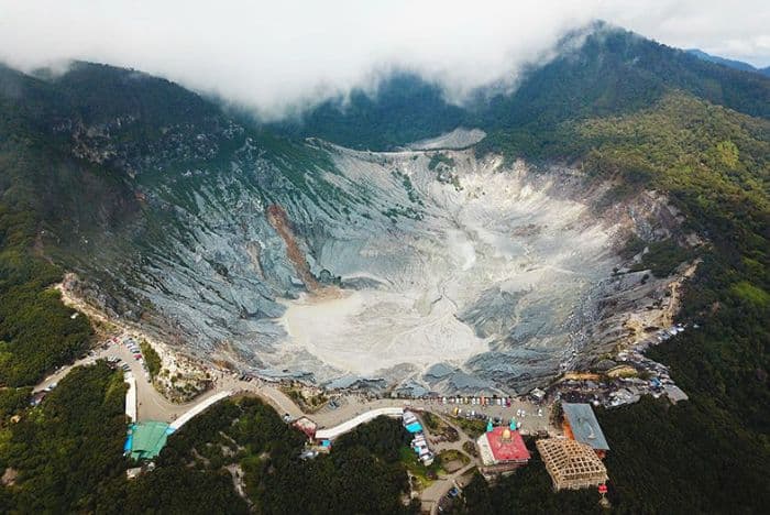 penyebab_aktivitas_gunung_tangkuban_parahu_meningkat