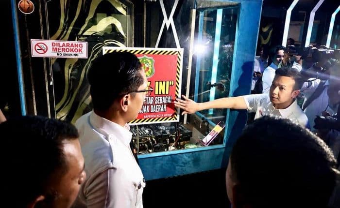 bapenda_medan_sebut_phantom_ktv_belum_terdaftar_sebagai_wajib_pajak