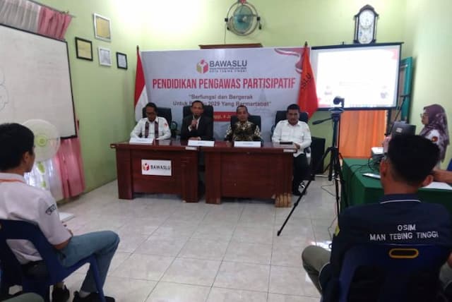 bawaslu_tebing_tinggi_beri_pendidikan_pengawasan_partisipatif_ke_pelajar