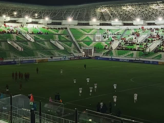 lampu_stadion_utama_sumut_padam_laga_indonesia_vs_timor_leste_terhenti