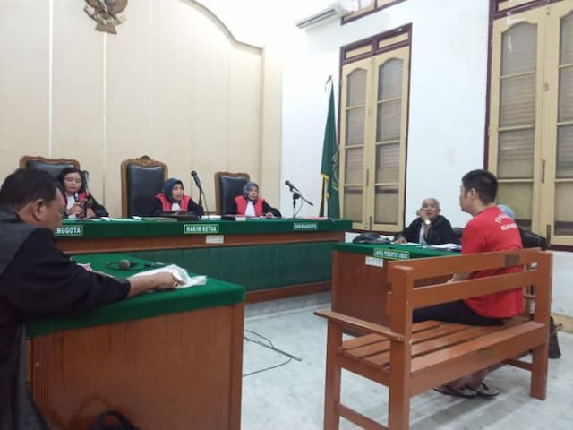 pembunuh_guru_zumba_di_medan_divonis_125_tahun_penjara