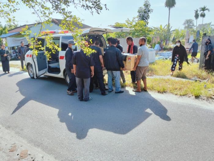 anastasya_naomi_meninggal_di_kamboja_jenazah_tiba_di_deli_serdang