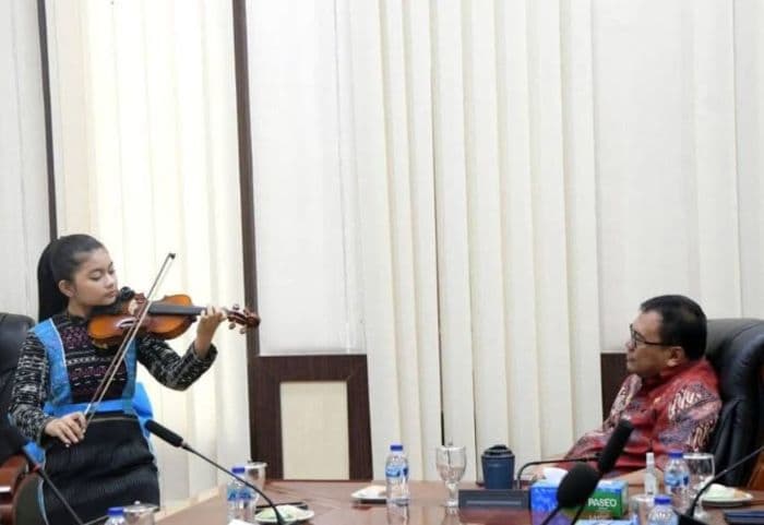 siswi_smpn_1_lubuk_pakam_wakili_indonesia_di_ajang_seni_internasional_di_korsel