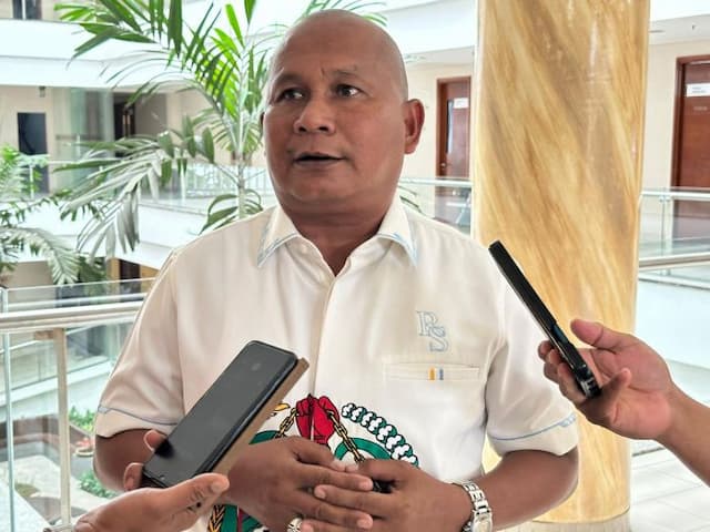 rahmansyah_sibarani_minta_gubernur_bobby_tegur_bupati_tapteng_terkait_bantuan_bencana_