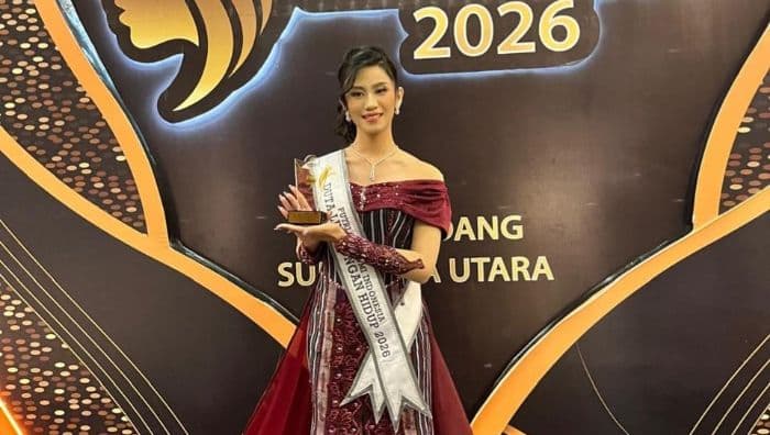 vioni_marpaung_bawa_pulang_gelar_duta_lingkungan_hidup_untuk_kabupaten_dairi