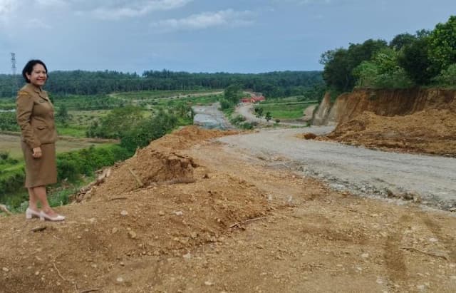 akses_sman_1_namorambe_mulai_diperbaiki_jalan_baru_dan_jembatan_dibangun