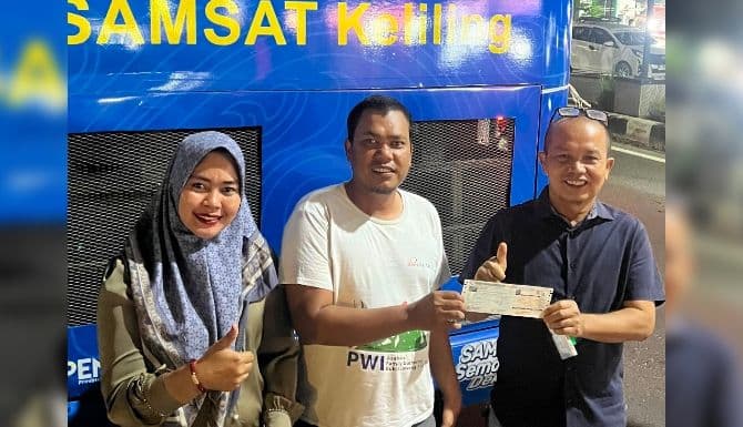 bayar_pajak_kendaraan_di_kisaran_bisa_malam_hari_5_menit_tanpa_fotokopi_berkas