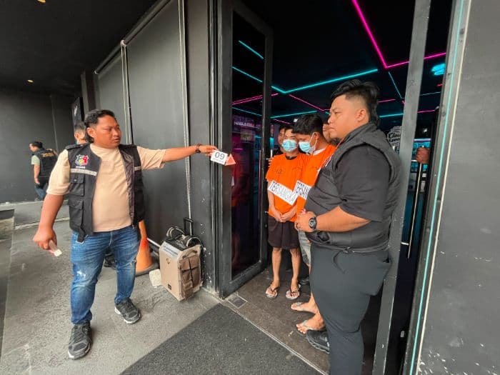 pemasok_pod_getar_di_helens_night_mart_diringkus_polisi