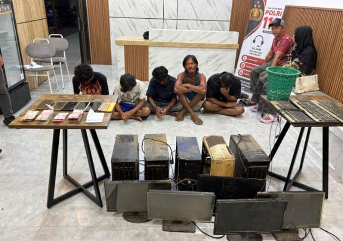 diduga_jadi_tempat_judi_online_warnet_di_asahan_digerebek_polres_asahan